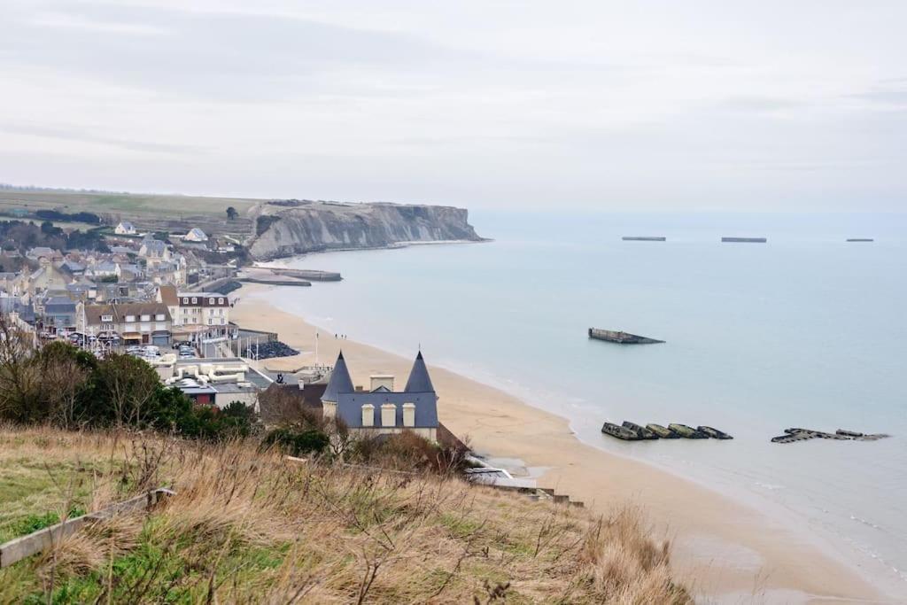 Le Joffre - Studio Sur La Digue En Centre Ville Arromanches-les-Bains Esterno foto