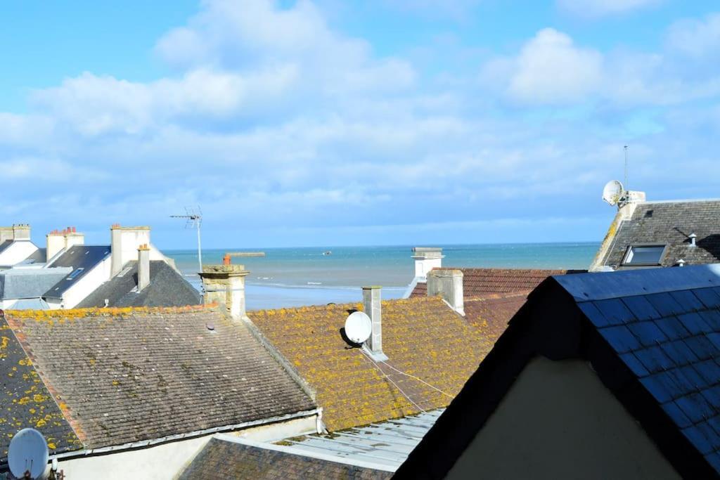 Le Joffre - Studio Sur La Digue En Centre Ville Arromanches-les-Bains Esterno foto