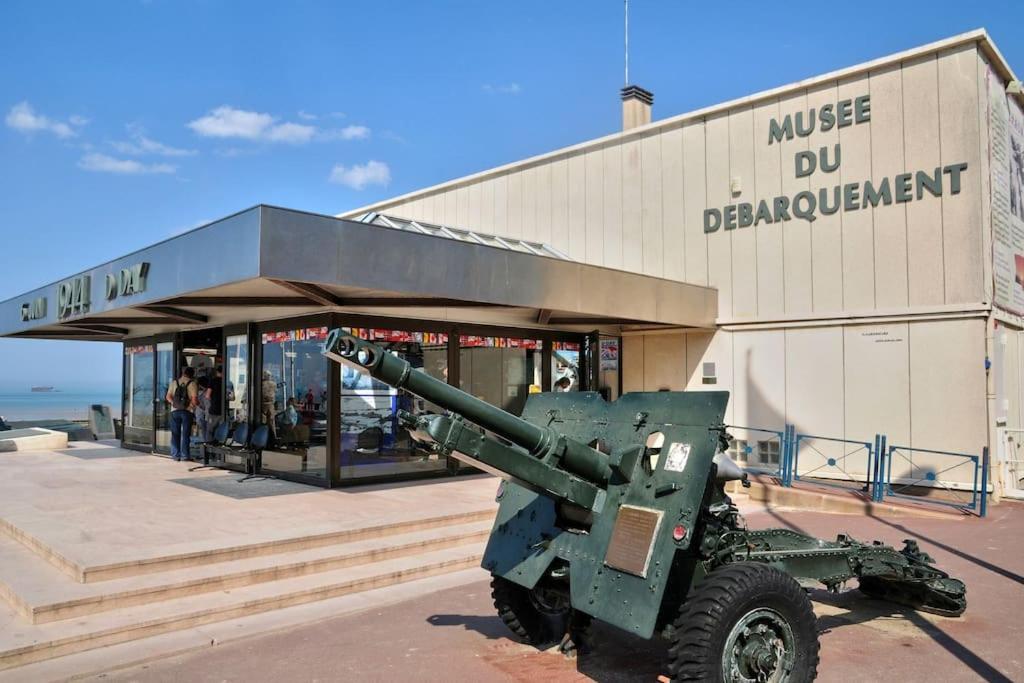 Le Joffre - Studio Sur La Digue En Centre Ville Arromanches-les-Bains Esterno foto