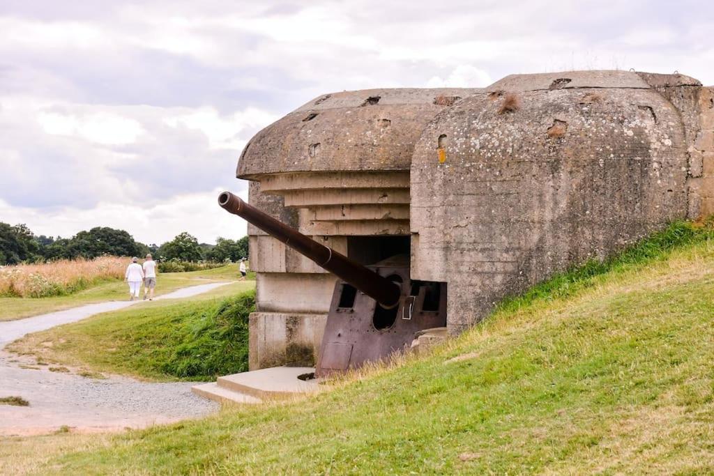 Le Joffre - Studio Sur La Digue En Centre Ville Arromanches-les-Bains Esterno foto